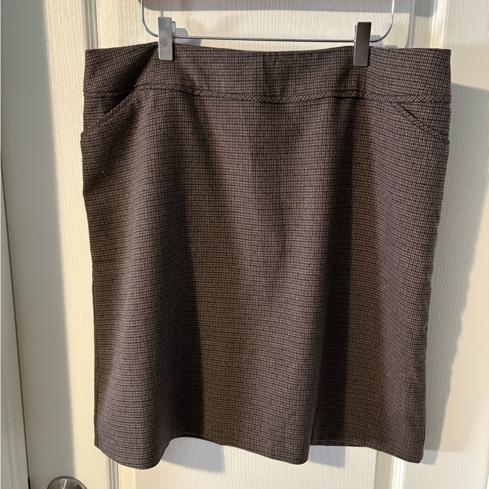 Reitmans Brown Pencil Skirt